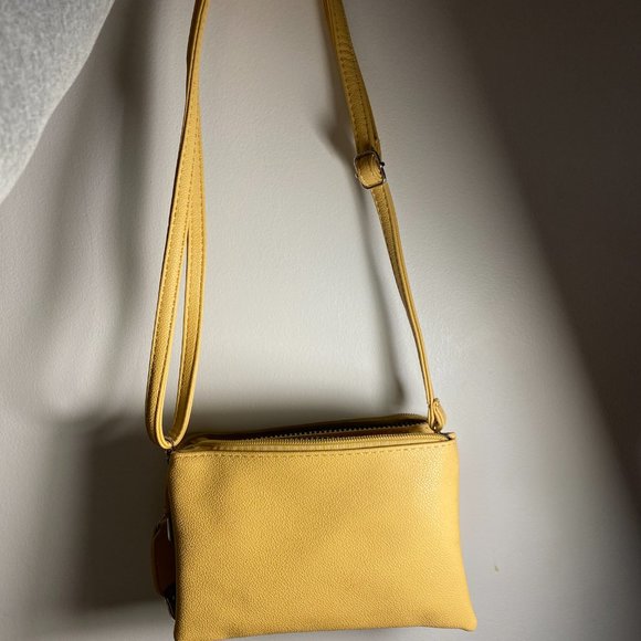 NWOT Faux Leather Yellow Shoulder Bag, Crossbody or Wristlet - Picture 10 of 10